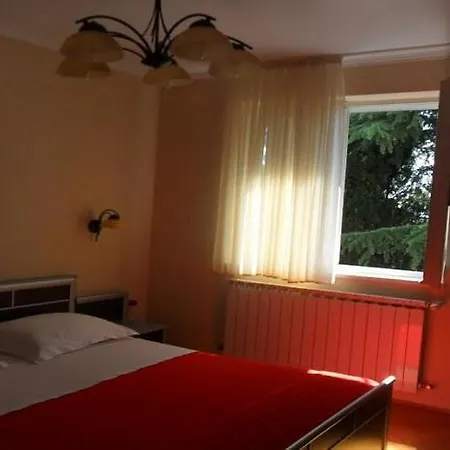 Apartman-studio Adriana 3 *