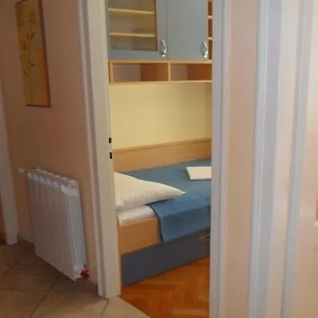 Apartman-studio Adriana 3 Apartman